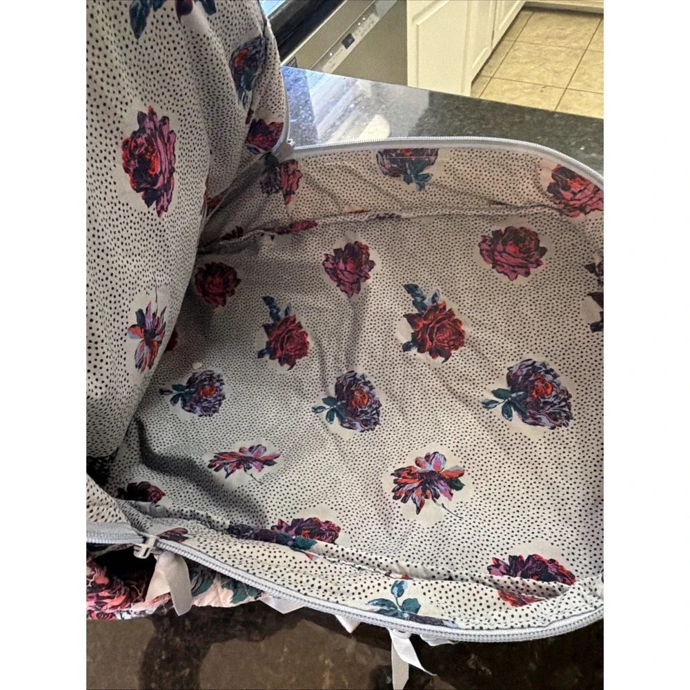 Vera Bradley please note